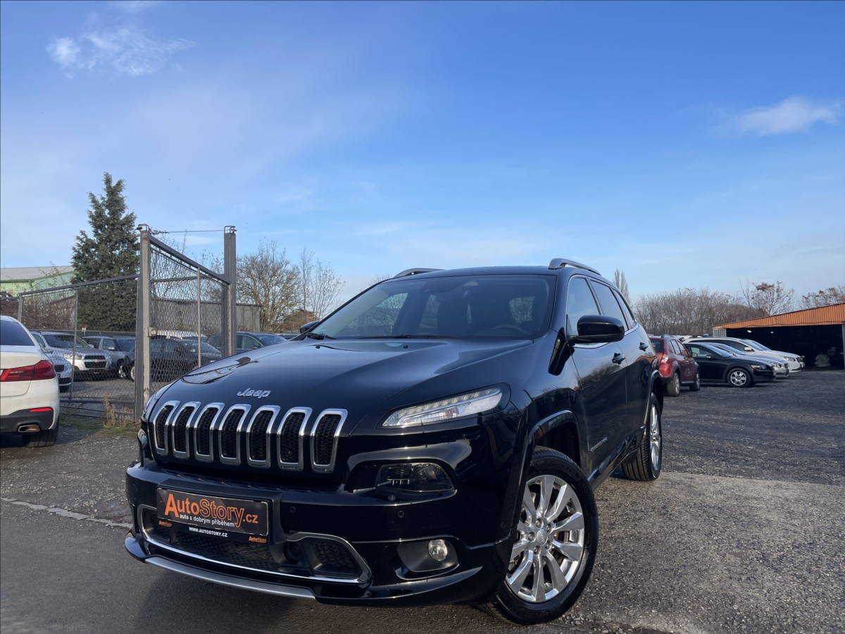 Jeep Cherokee 2,2 CRD  OVERLAND -PLNÁ VÝBAVA